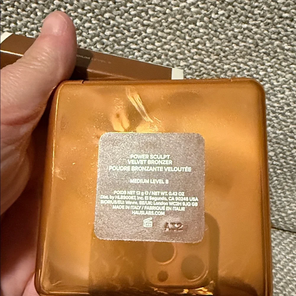 Haus Labs Power Sculpt Velvet Bronzer - Medium Level 8
